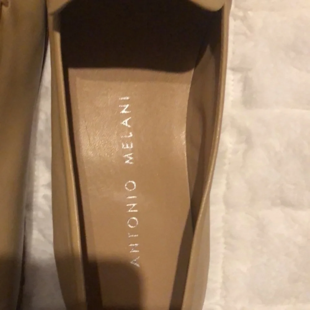 Antonio Melani slide on shoes Q6‎